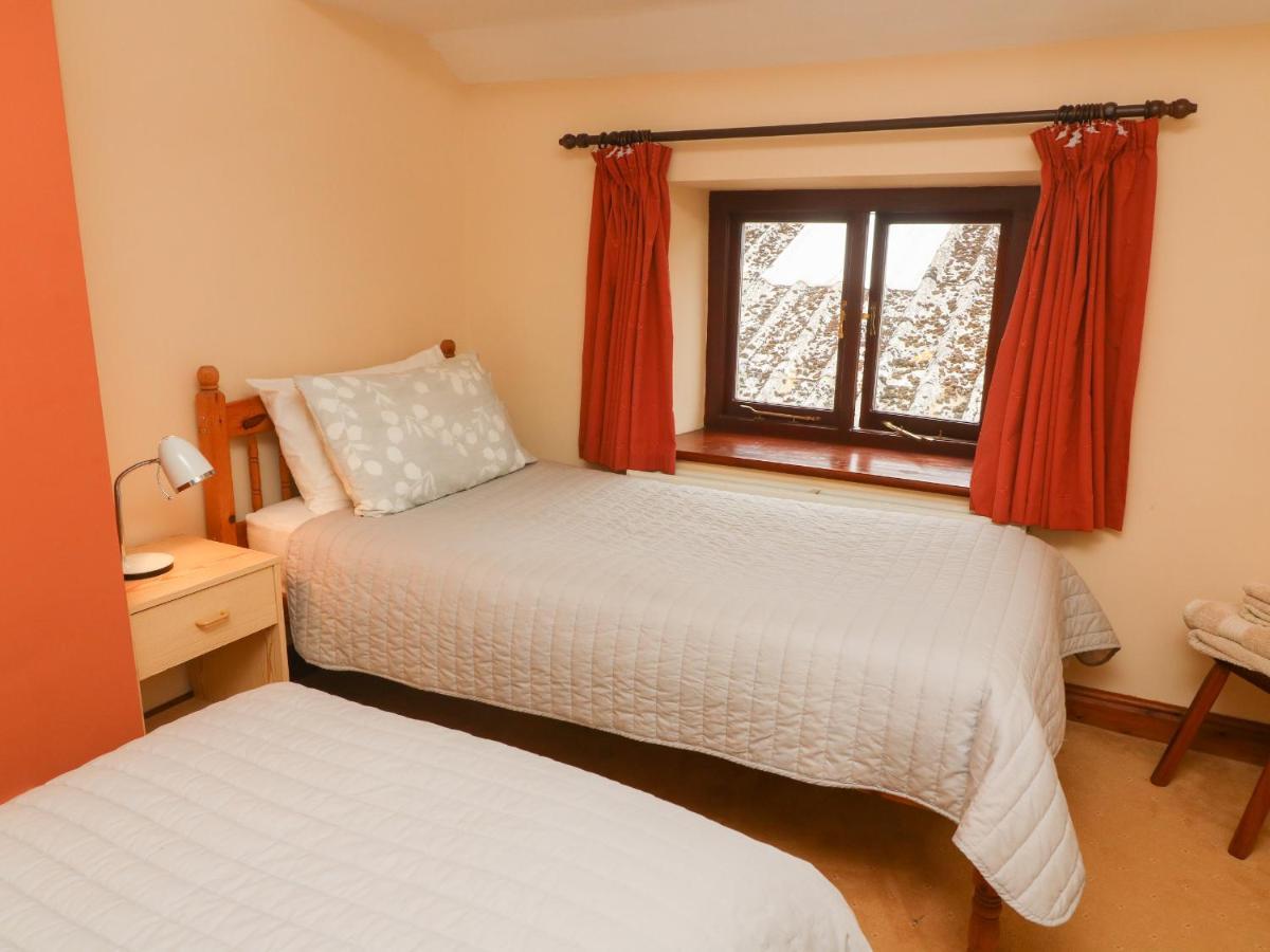 Poppy Cottage Сетъл Екстериор снимка